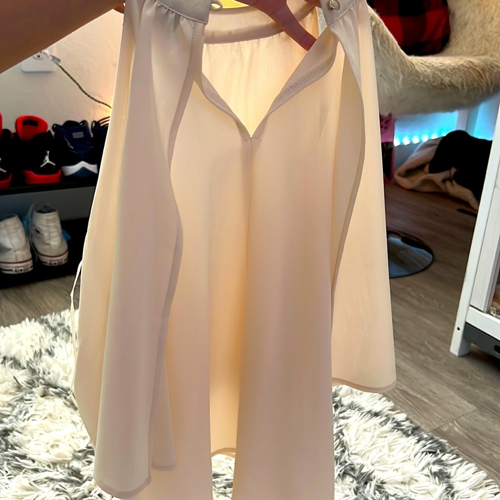 Off white fancy top